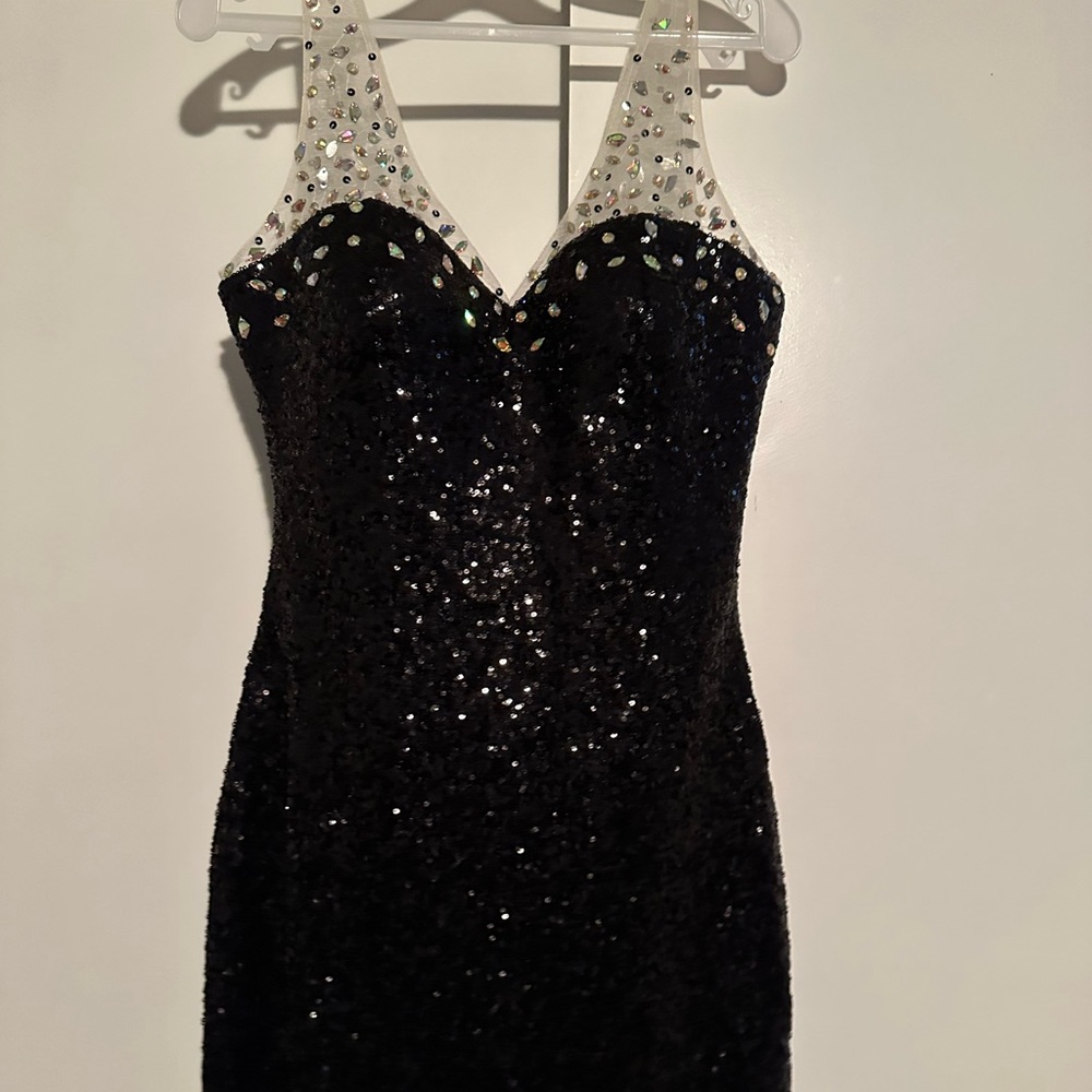Formal Black sequins dress